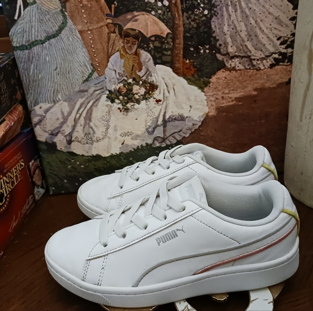 👟👟PUMA White Patent Leather Sneakers Size 13,Like New!!🏀A Fabulous  Gift !!🏓 - Picture 6 of 8